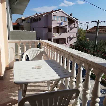 Maria Διαμέρισμα *